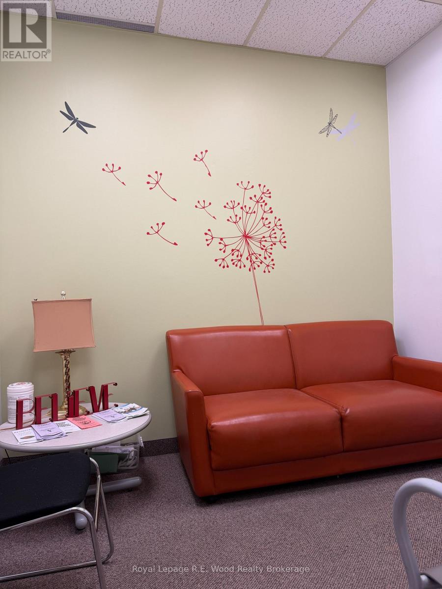 5 - 1 Library Lane, Tillsonburg, Ontario  N4G 4W3 - Photo 8 - X13034500