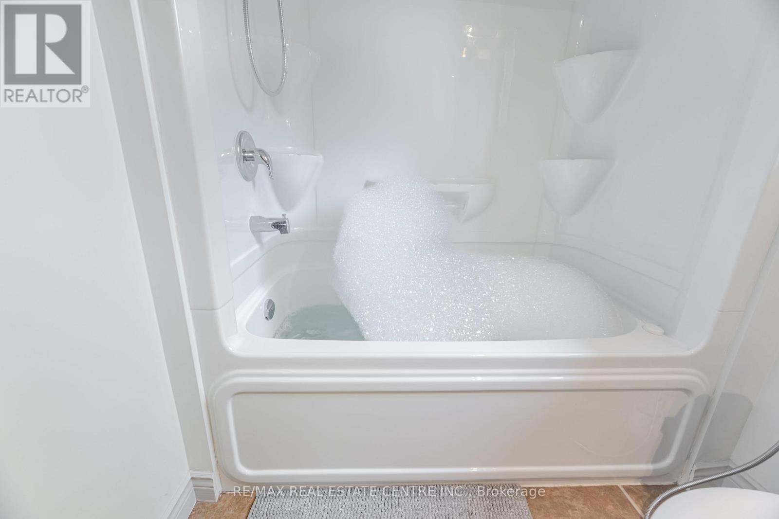 39 Stoneham Street, New Tecumseth, Ontario  L9R 2E6 - Photo 24 - N13013834