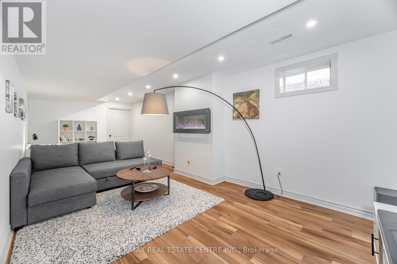 39 Stoneham Street, New Tecumseth, Ontario  L9R 2E6 - Photo 36 - N13013834