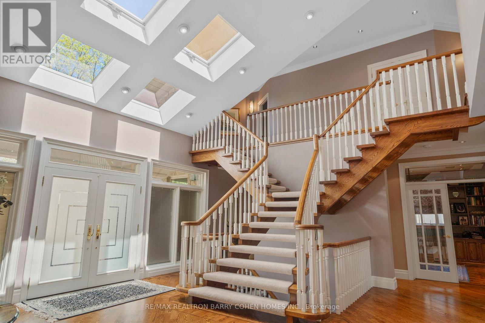 19 Vernham Avenue, Toronto, Ontario  M2L 2B1 - Photo 6 - C13034268