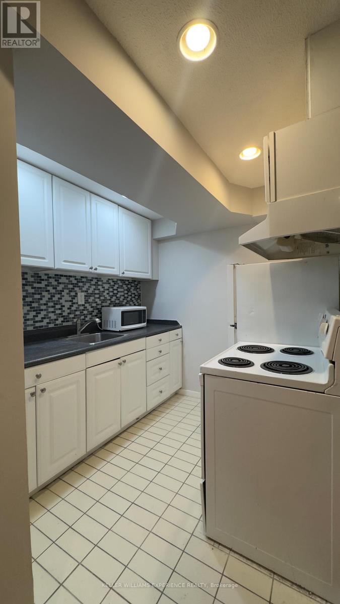 304 Cliffwood Road, Toronto, Ontario  M2H 2E5 - Photo 12 - C13034486