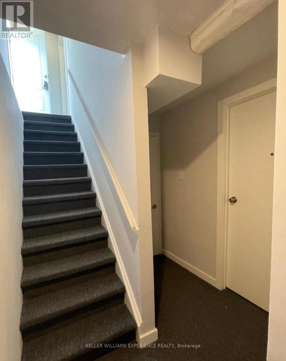 304 Cliffwood Road, Toronto, Ontario  M2H 2E5 - Photo 3 - C13034486