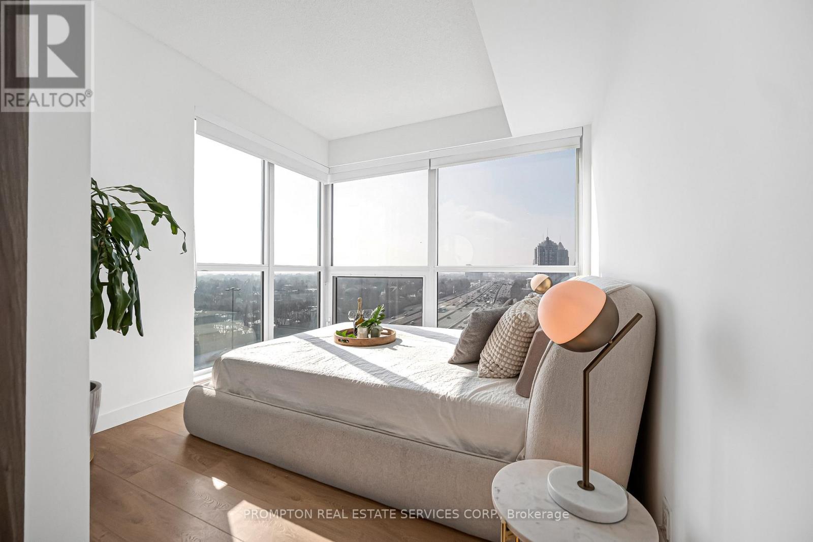 1803 - 25 Mcmahon Drive, Toronto, Ontario  M2K 0J1 - Photo 6 - C13034614