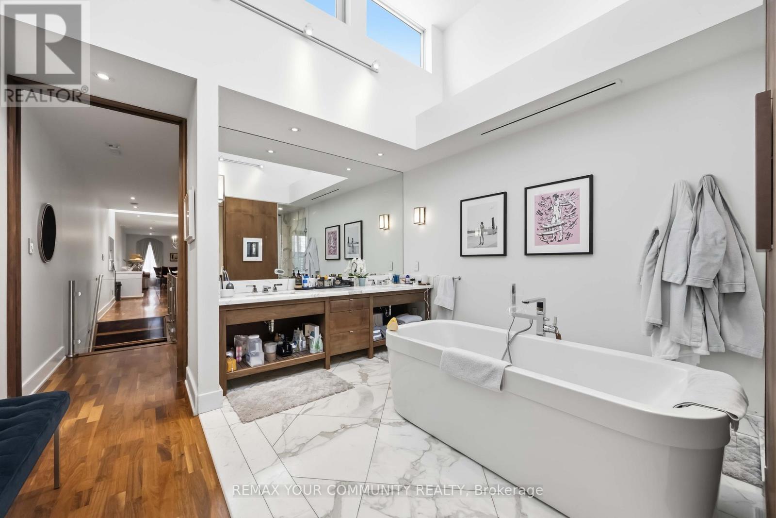 1036 & 1038 Queen Street W, Toronto, Ontario  M6J 1H7 - Photo 10 - C13034648