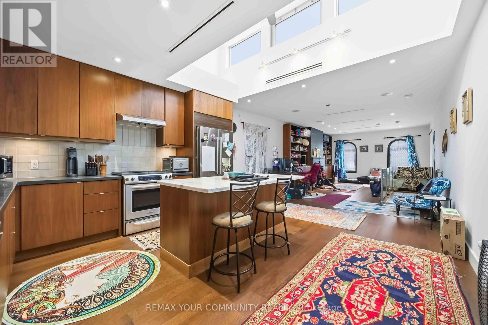 1036 & 1038 Queen Street W, Toronto, Ontario  M6J 1H7 - Photo 16 - C13034648