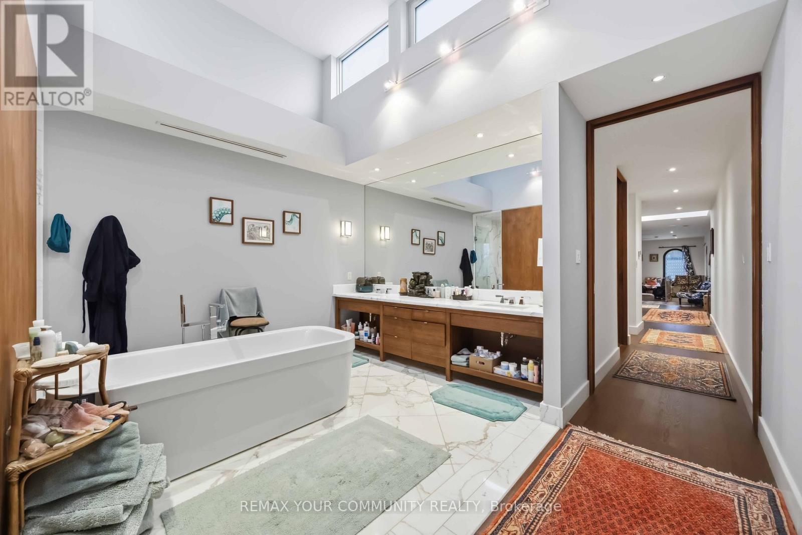 1036 & 1038 Queen Street W, Toronto, Ontario  M6J 1H7 - Photo 21 - C13034648