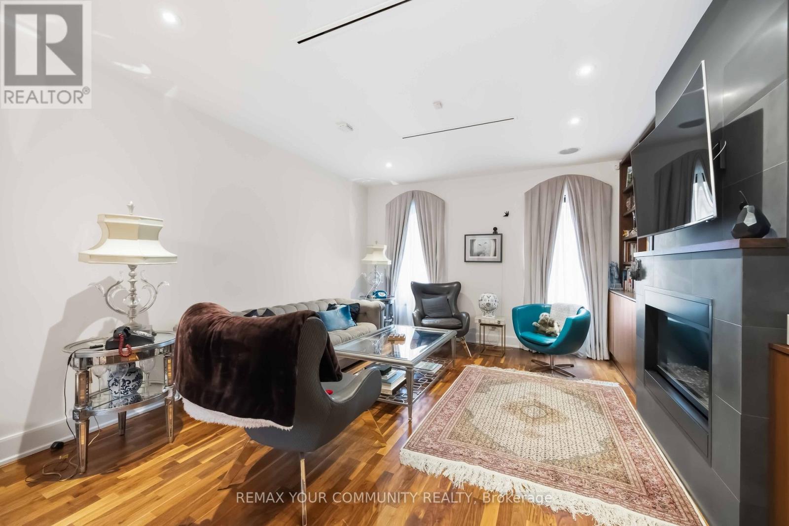 1036 & 1038 Queen Street W, Toronto, Ontario  M6J 1H7 - Photo 31 - C13034648