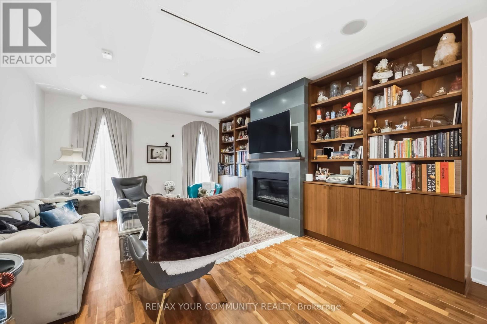 1036 & 1038 Queen Street W, Toronto, Ontario  M6J 1H7 - Photo 34 - C13034648