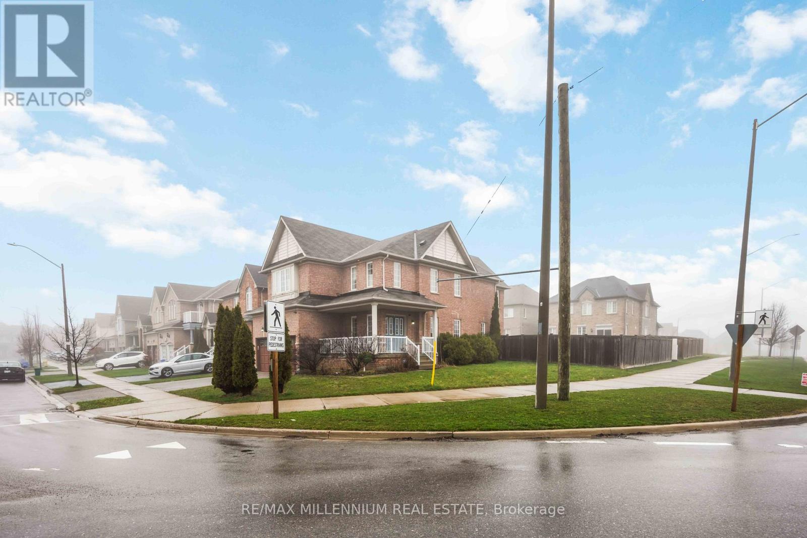 90 Remmington Street, Clarington, Ontario  L1C 0J8 - Photo 2 - E13034266