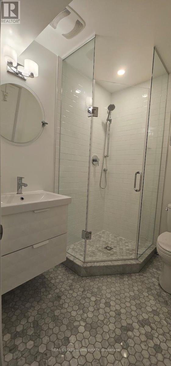 5 - 122 Glen Manor Drive, Toronto, Ontario  M4E 2X6 - Photo 20 - E13034340