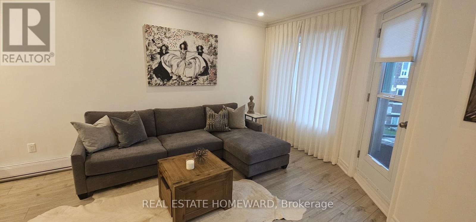 5 - 122 Glen Manor Drive, Toronto, Ontario  M4E 2X6 - Photo 9 - E13034340