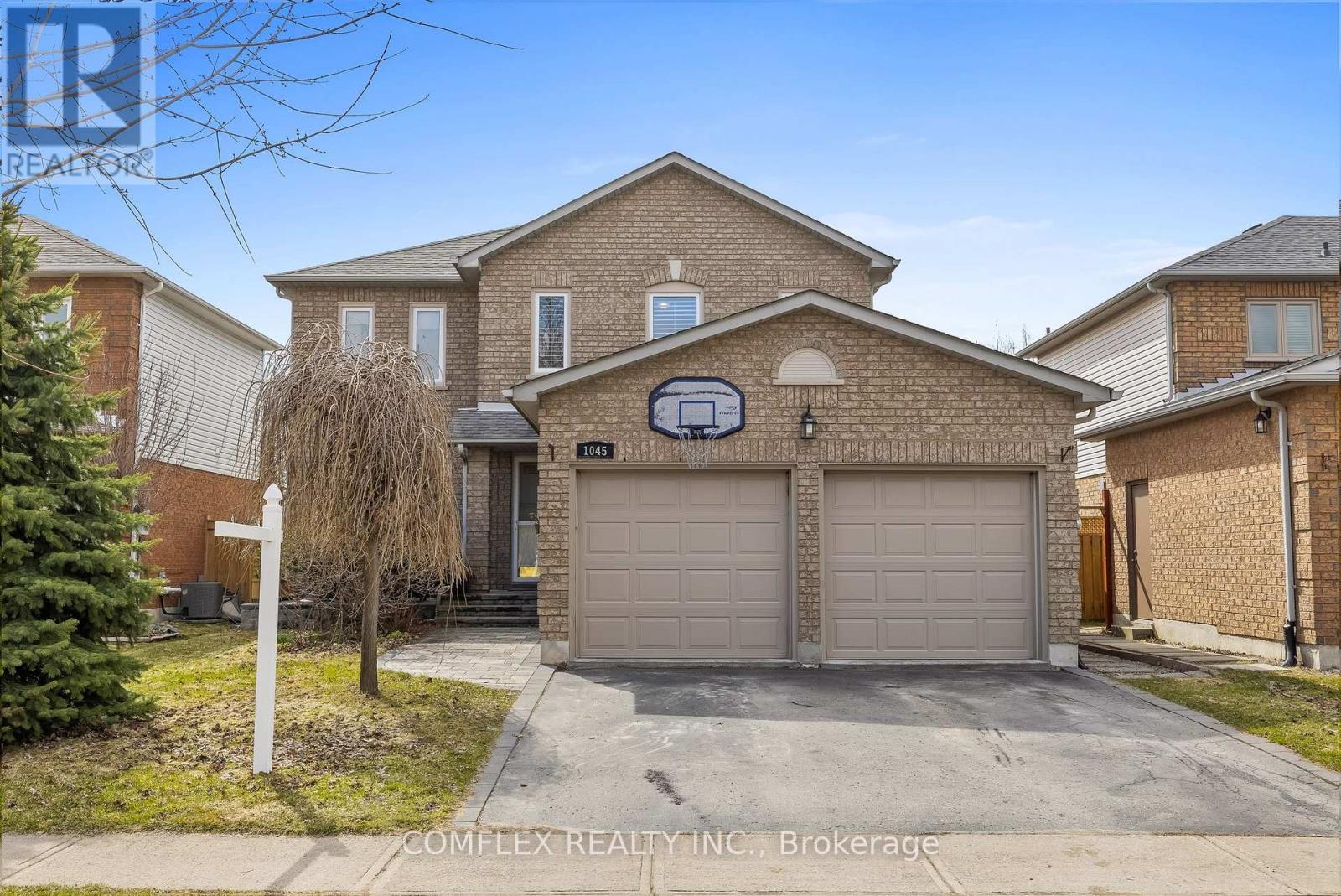 1045 BEAVER VALLEY CRESCENT, Oshawa, Ontario