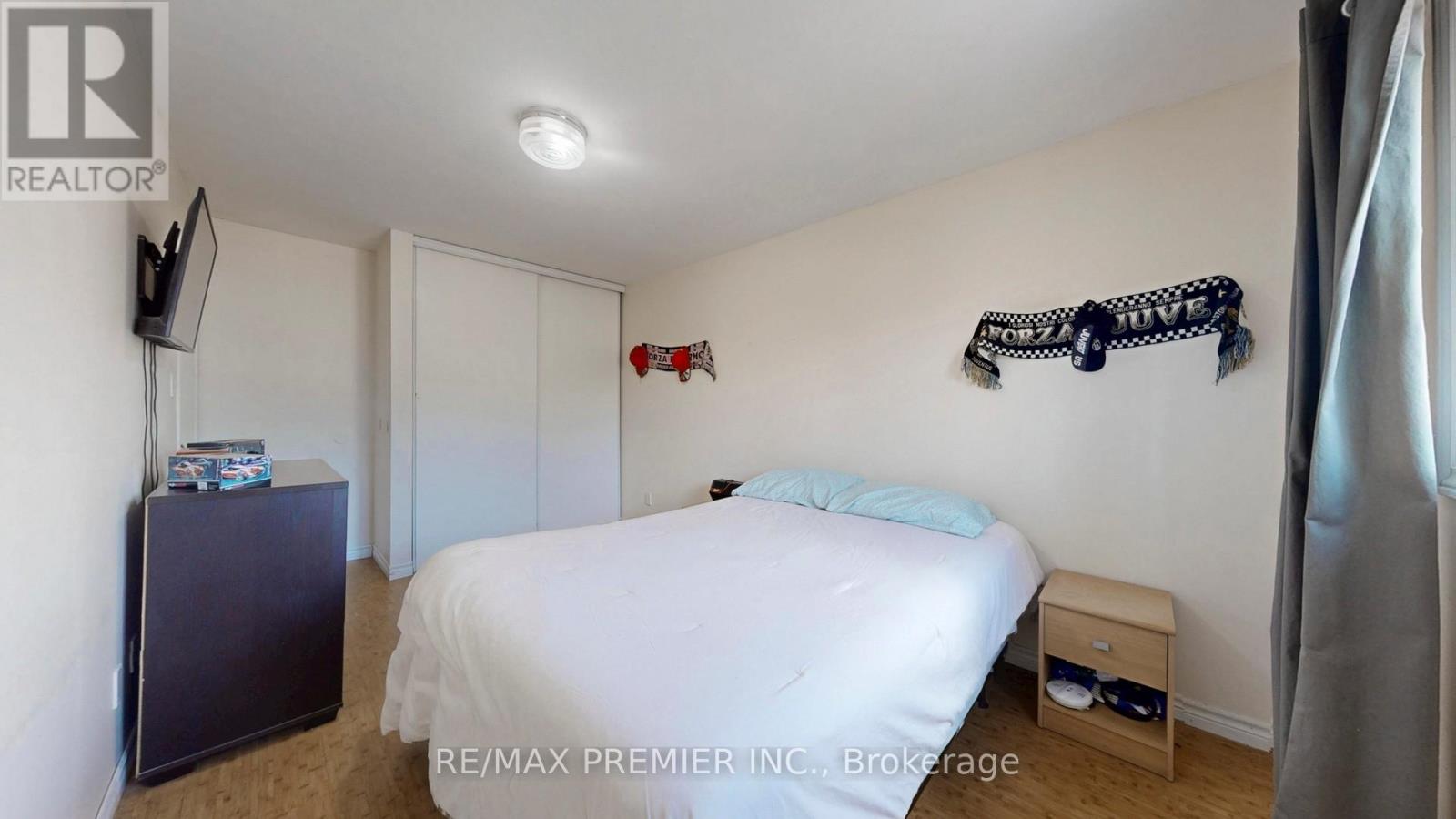 32 Weekes Drive, Ajax, Ontario  L1T 3T2 - Photo 27 - E13034702