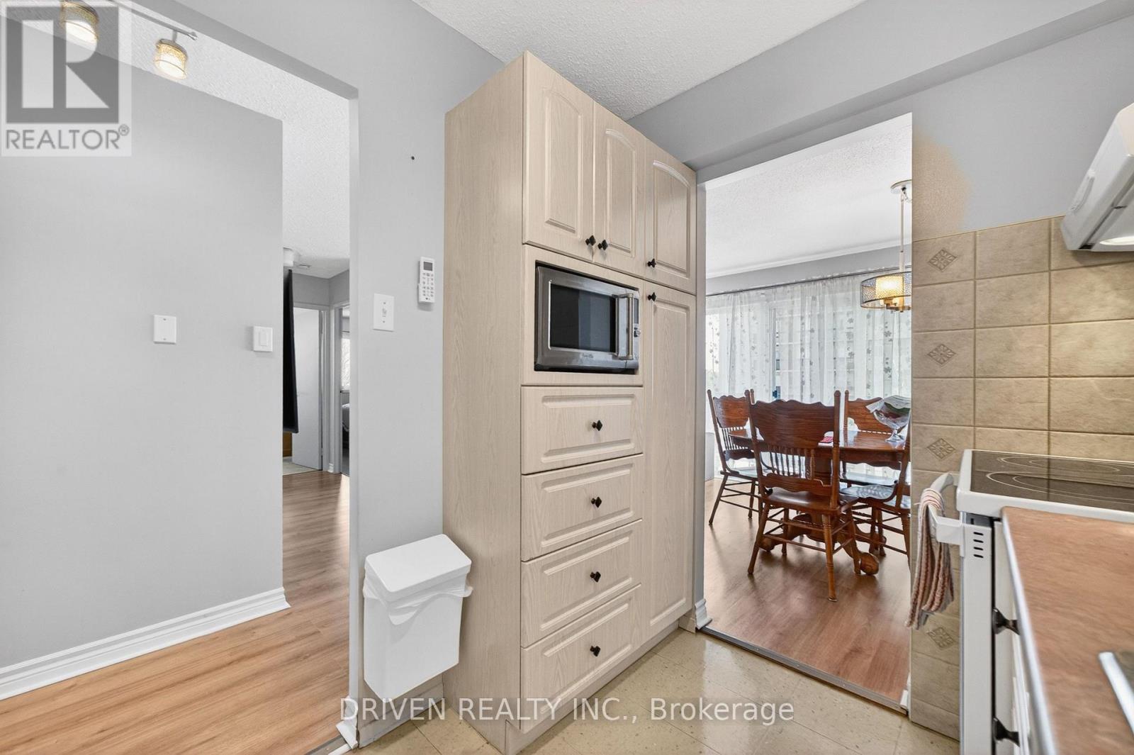 404 - 158 A Mcarthur Avenue, Ottawa, Ontario  K1L 7E7 - Photo 10 - X12936964