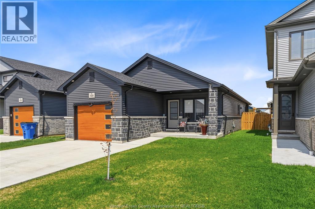 139 Ironwood Trail, Chatham, Ontario  N7M 0T3 - Photo 2 - 26008981