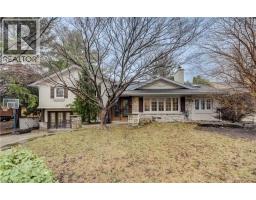 655 ELLENGALE Road, Burlington, Ontario