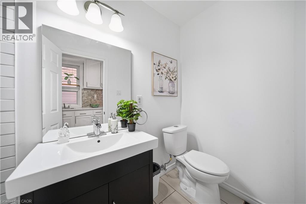 107 Queen Street S, Hamilton, Ontario  L8P 3R9 - Photo 14 - 40808863