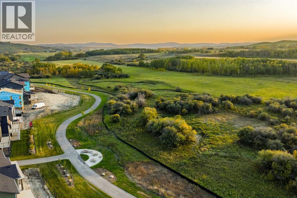 80 Creekside Path SW, Calgary, Alberta  T2X 0G7 - Photo 44 - A2293123