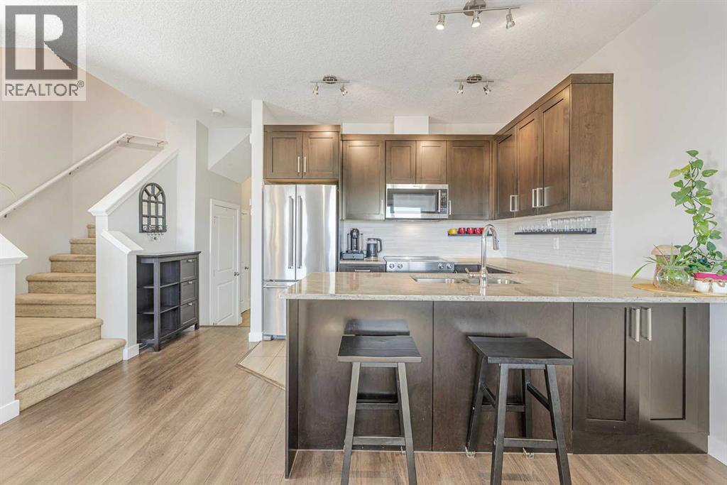 108 Jumping Pound Common, Cochrane, Alberta  T4C 2L1 - Photo 6 - A2299048