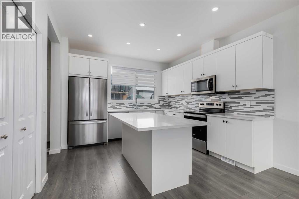 111 Marmot Way NW, Calgary, Alberta  T3R 2B9 - Photo 10 - A2301437