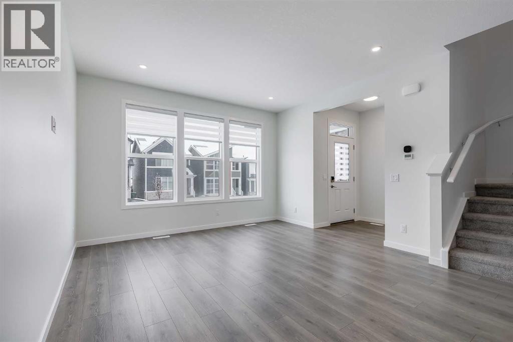 111 Marmot Way NW, Calgary, Alberta  T3R 2B9 - Photo 5 - A2301437