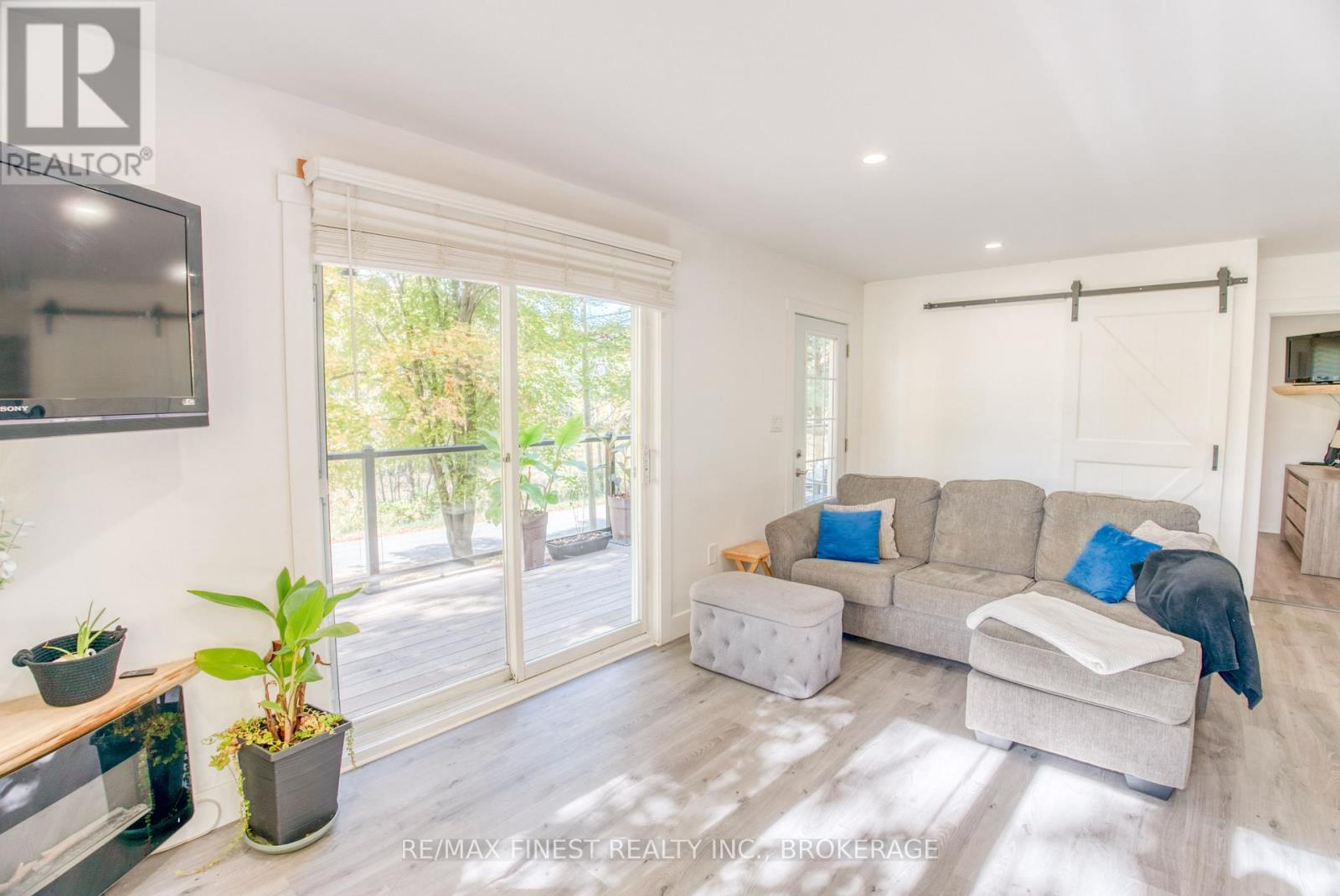 10874 Canoe Lake Road, Frontenac, Ontario  K0H 2V0 - Photo 19 - X13034678