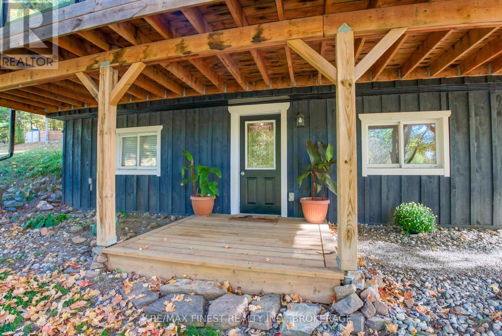 10874 Canoe Lake Road, Frontenac, Ontario  K0H 2V0 - Photo 4 - X13034678