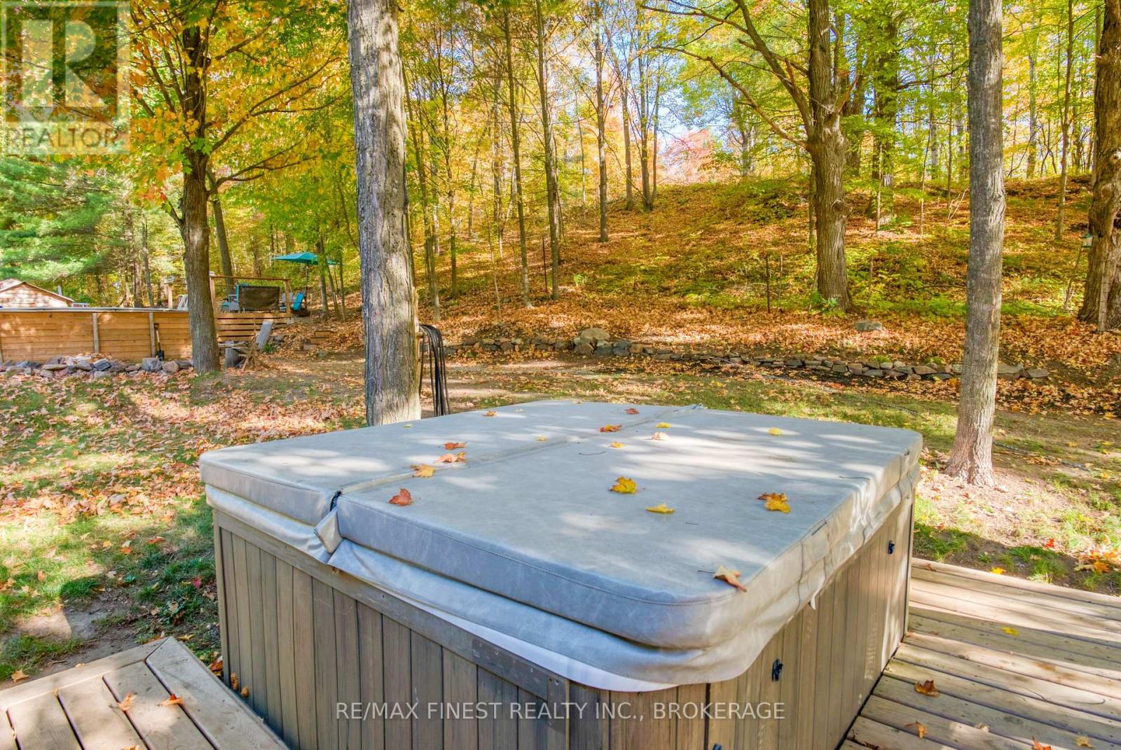 10874 Canoe Lake Road, Frontenac, Ontario  K0H 2V0 - Photo 7 - X13034678