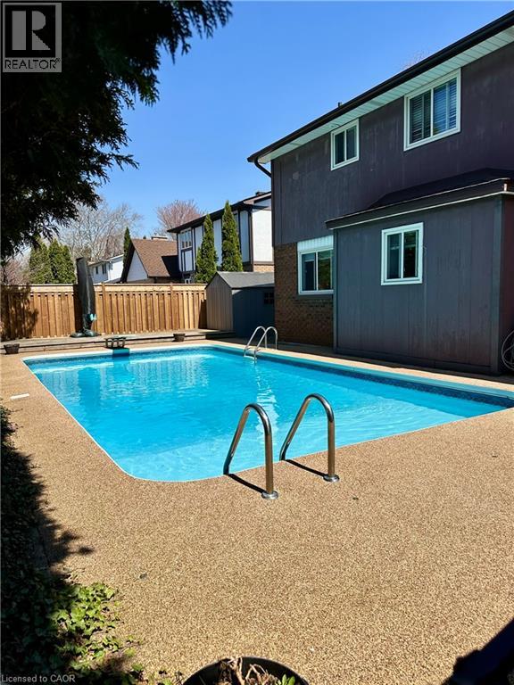 668 Tomahawk Crescent, Ancaster, Ontario  L9G 3R2 - Photo 3 - 40816687