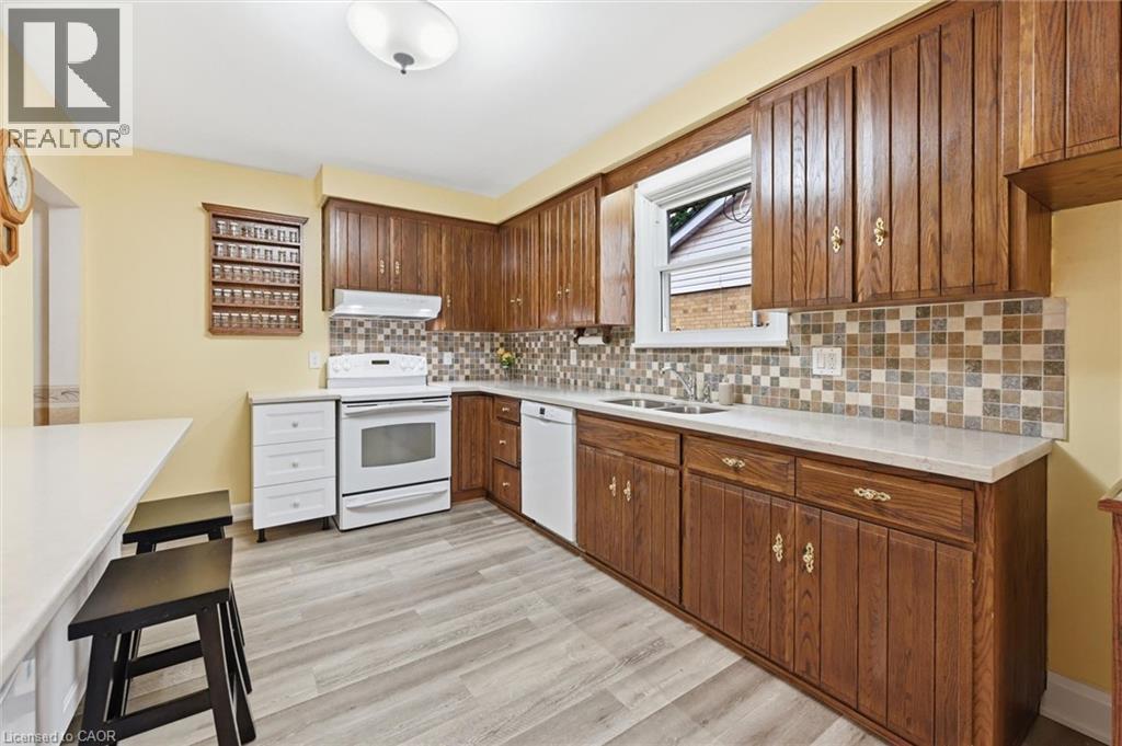 2191 Mount Royal Avenue, Burlington, Ontario  L7P 1R7 - Photo 6 - 40821805