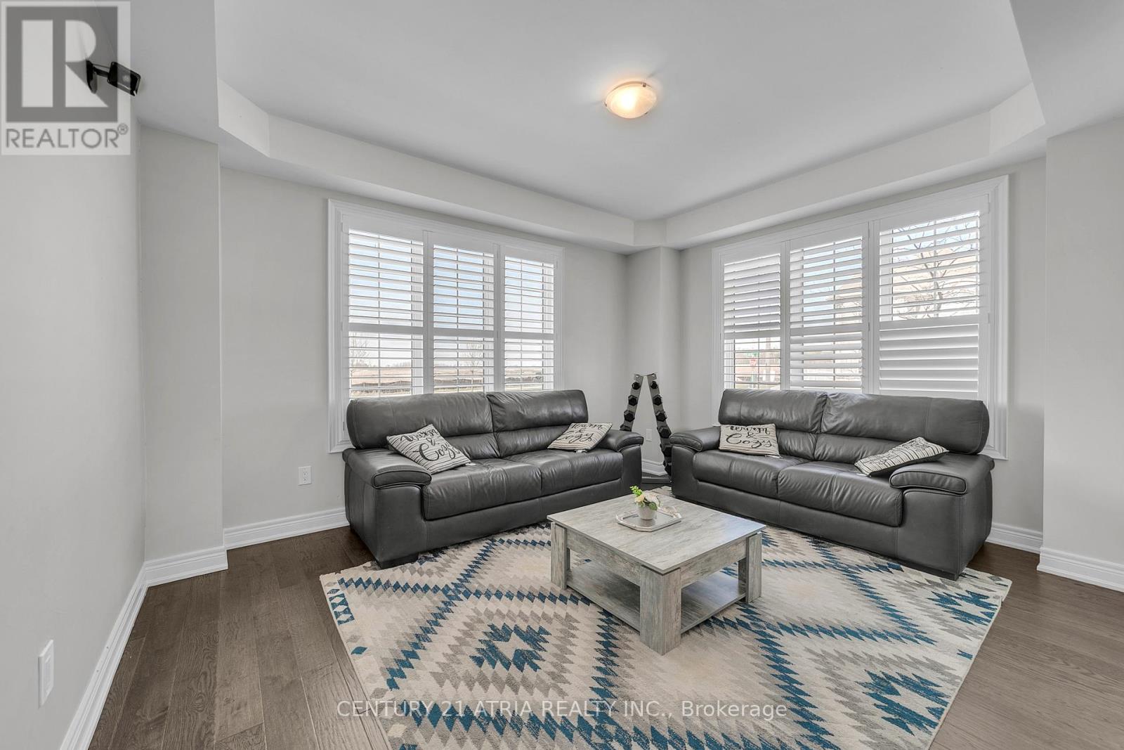 147 Joe Dales Drive, Georgina, Ontario  L4P 3E9 - Photo 4 - N13034272