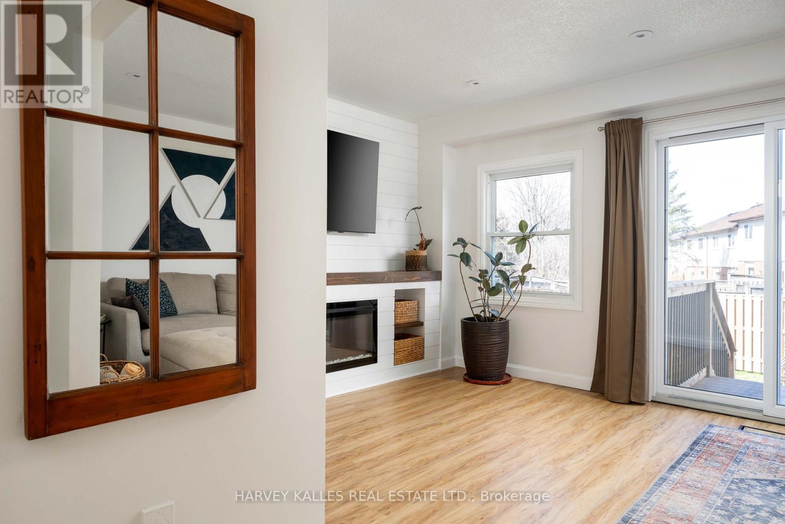 510 Pickering Crescent, Newmarket, Ontario  L3Y 8H1 - Photo 8 - N13034274