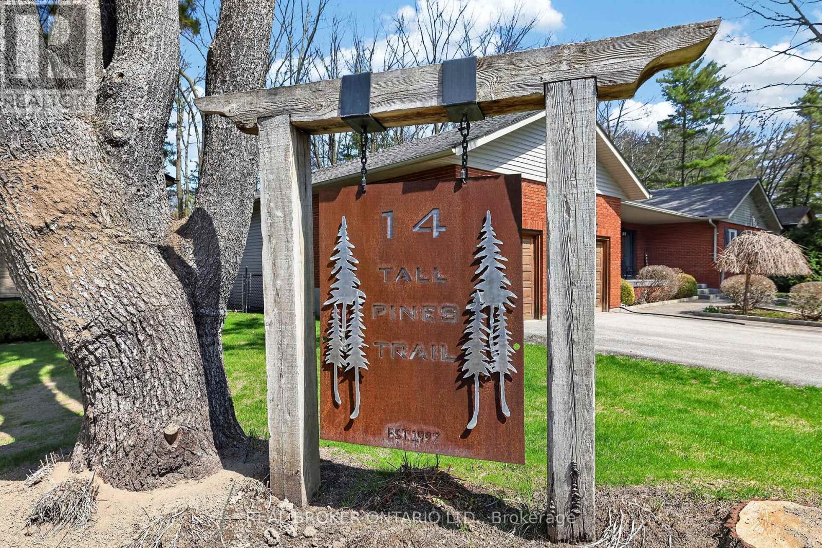 14 Tall Pines Trail, East Gwillimbury, Ontario  L9N 1J5 - Photo 2 - N13034330