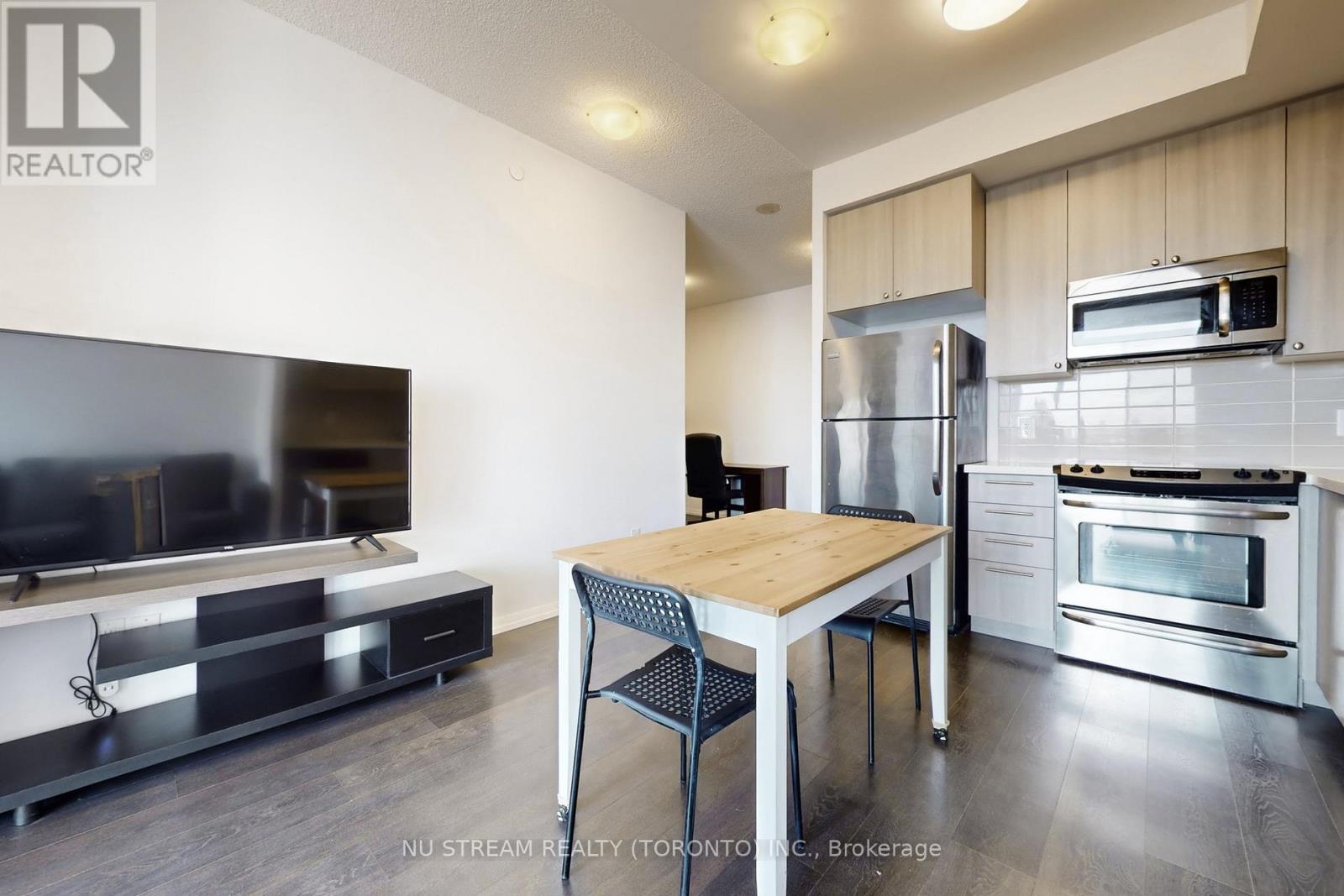 535 - 540 Bur Oak Avenue, Markham, Ontario  L6C 0Y2 - Photo 10 - N13034422