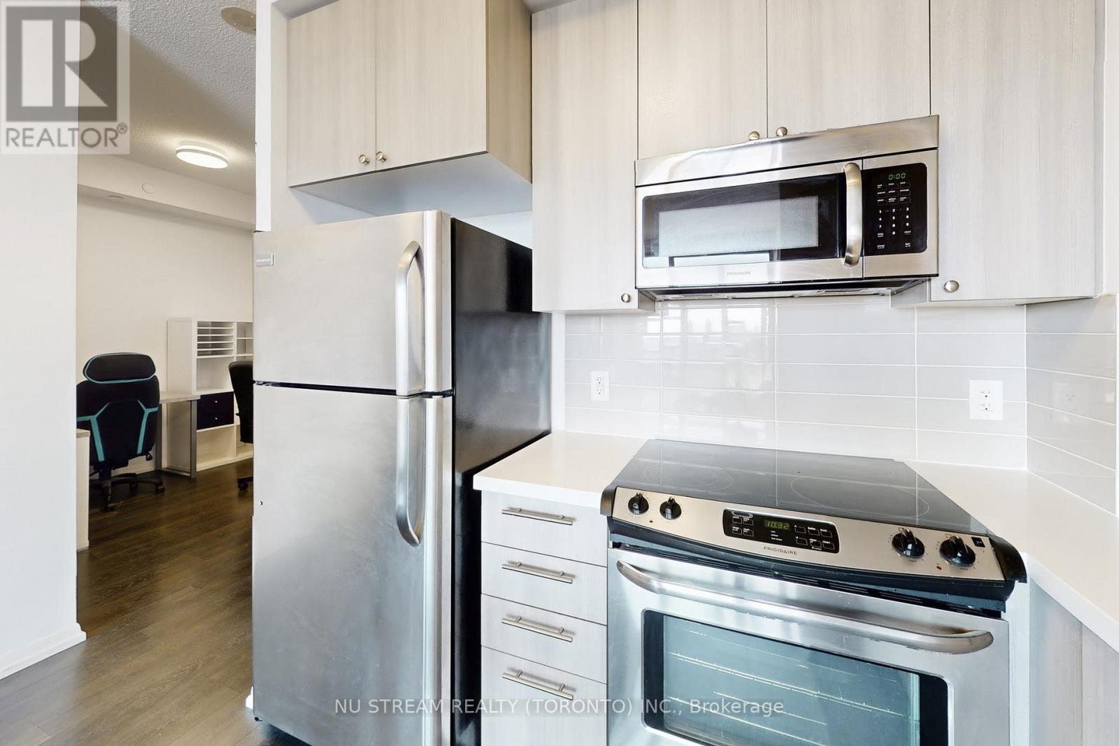 535 - 540 Bur Oak Avenue, Markham, Ontario  L6C 0Y2 - Photo 12 - N13034422