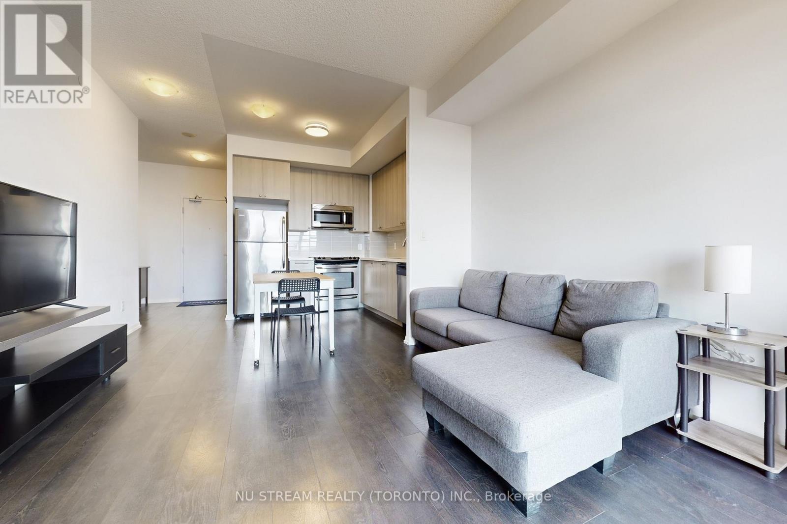 535 - 540 Bur Oak Avenue, Markham, Ontario  L6C 0Y2 - Photo 6 - N13034422