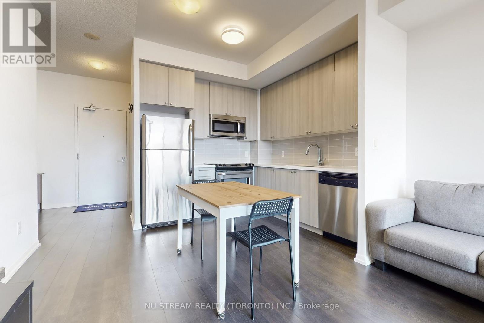 535 - 540 Bur Oak Avenue, Markham, Ontario  L6C 0Y2 - Photo 9 - N13034422