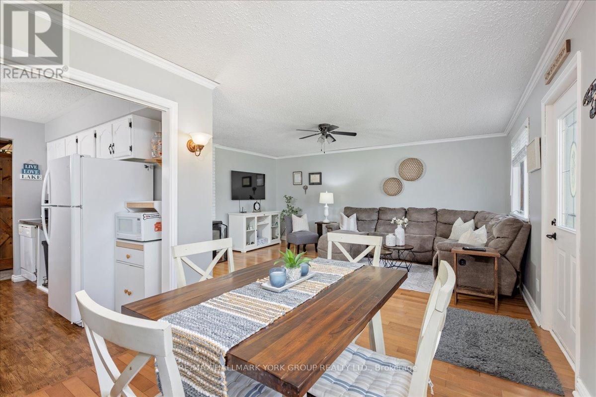 341 Pasadena Drive, Georgina, Ontario  L4P 2Z2 - Photo 11 - N13034436