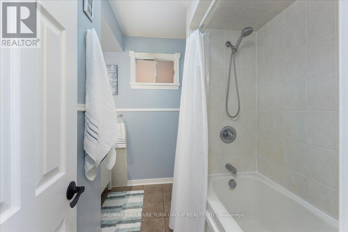 341 Pasadena Drive, Georgina, Ontario  L4P 2Z2 - Photo 23 - N13034436