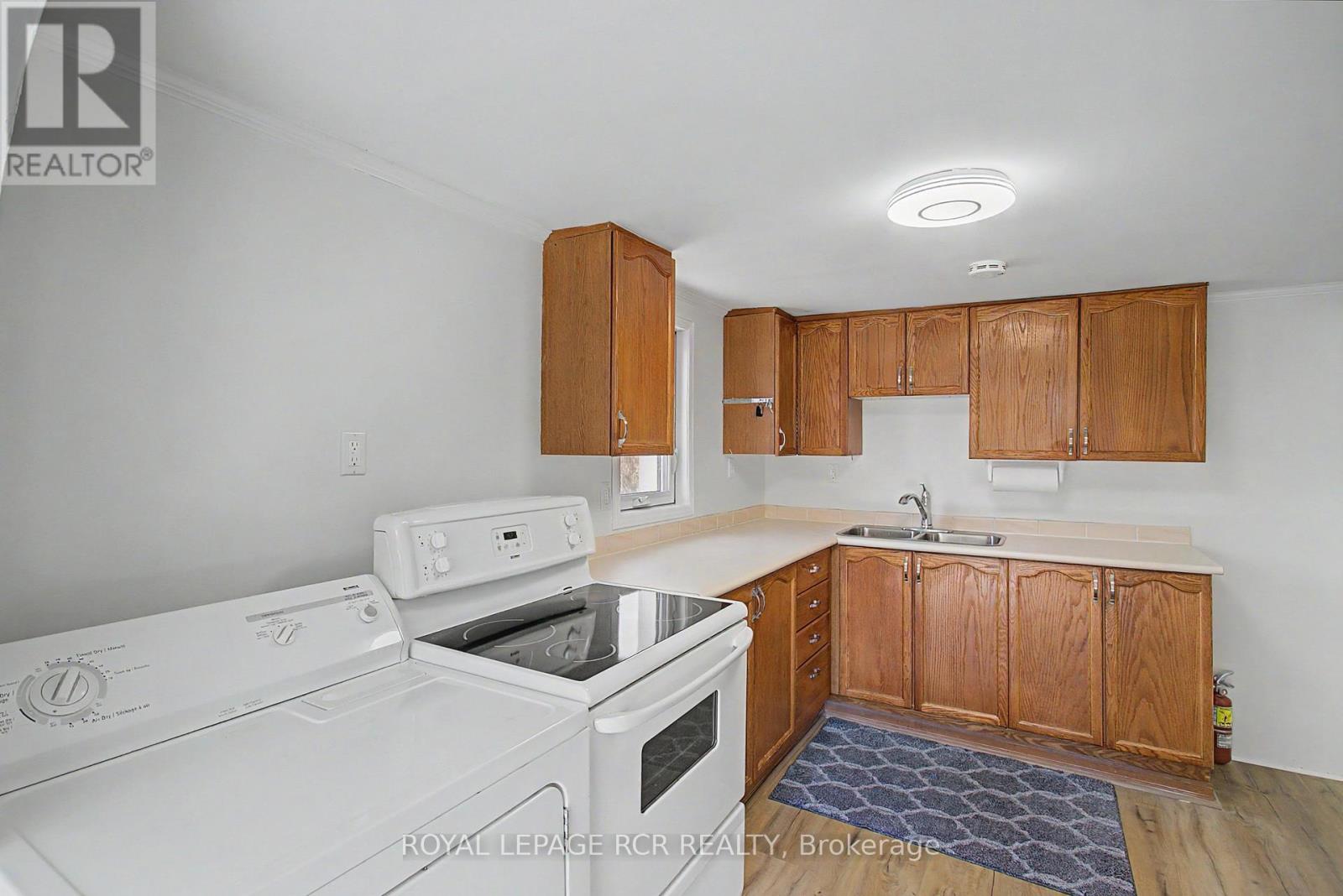 161 Charlotte Street S, Newmarket, Ontario  L3Y 3S7 - Photo 13 - N13034480