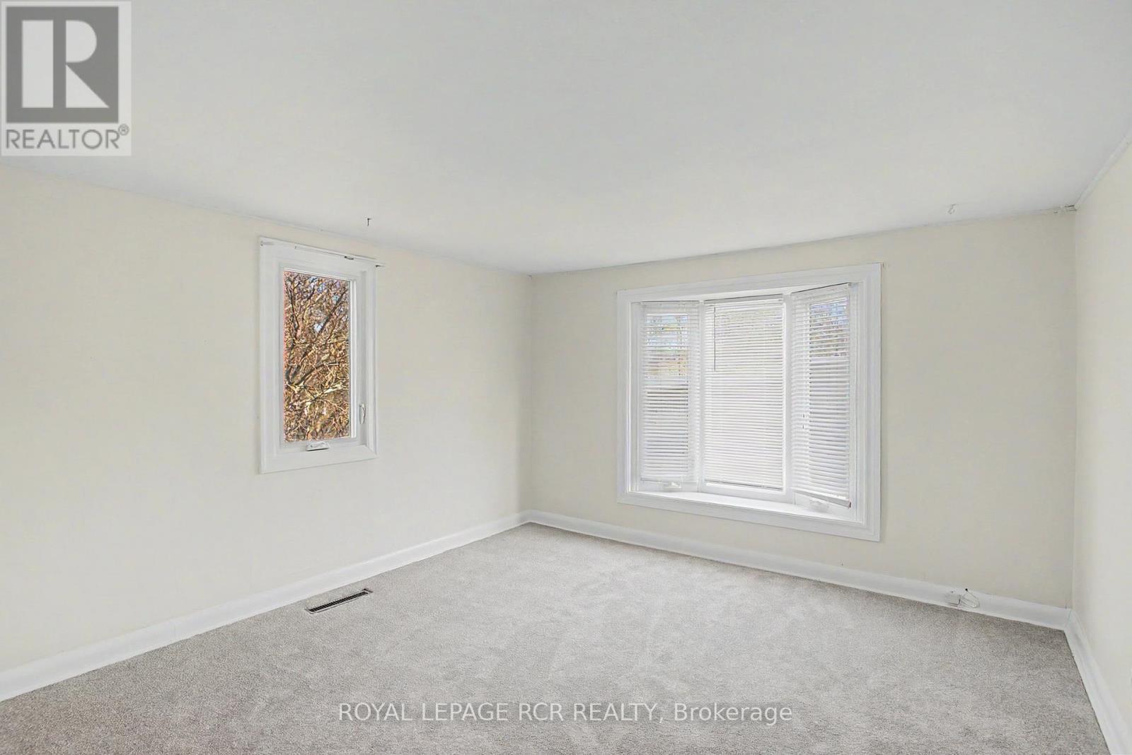 161 Charlotte Street S, Newmarket, Ontario  L3Y 3S7 - Photo 18 - N13034480