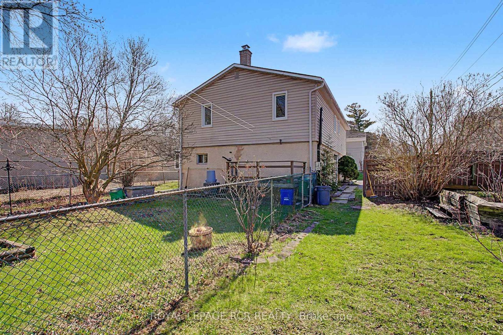 161 Charlotte Street S, Newmarket, Ontario  L3Y 3S7 - Photo 23 - N13034480