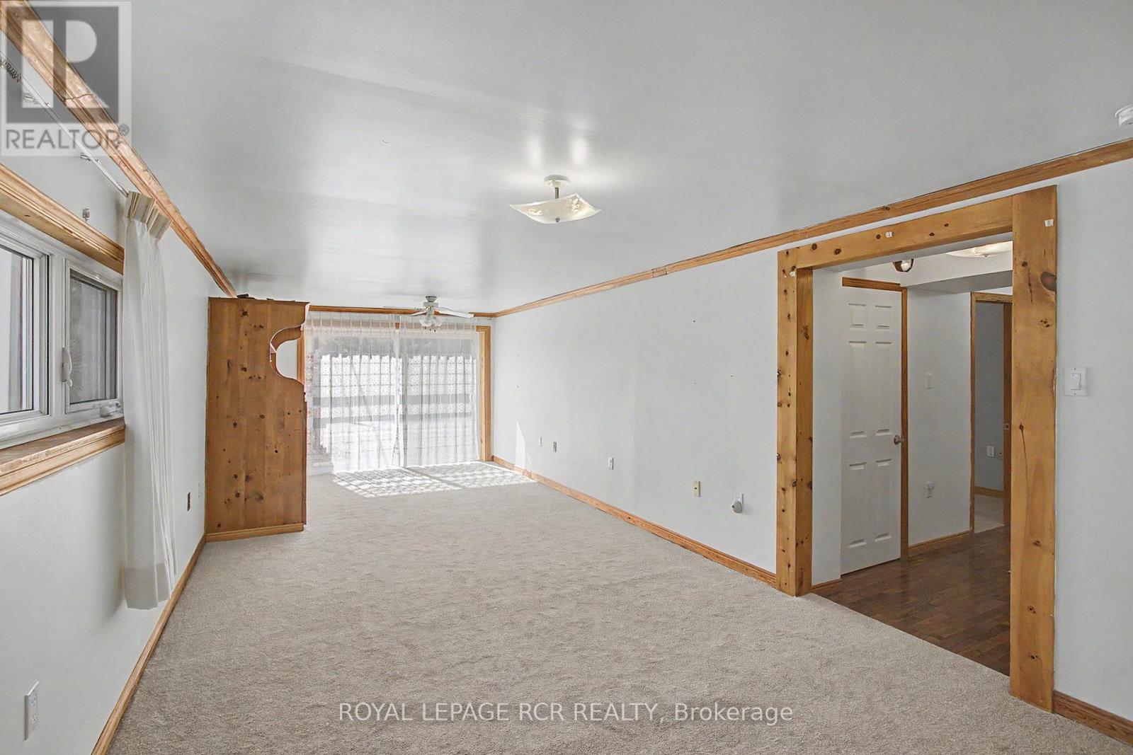 161 Charlotte Street S, Newmarket, Ontario  L3Y 3S7 - Photo 5 - N13034480