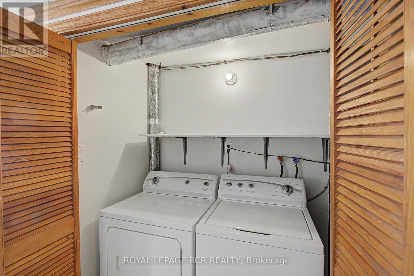 161 Charlotte Street S, Newmarket, Ontario  L3Y 3S7 - Photo 8 - N13034480