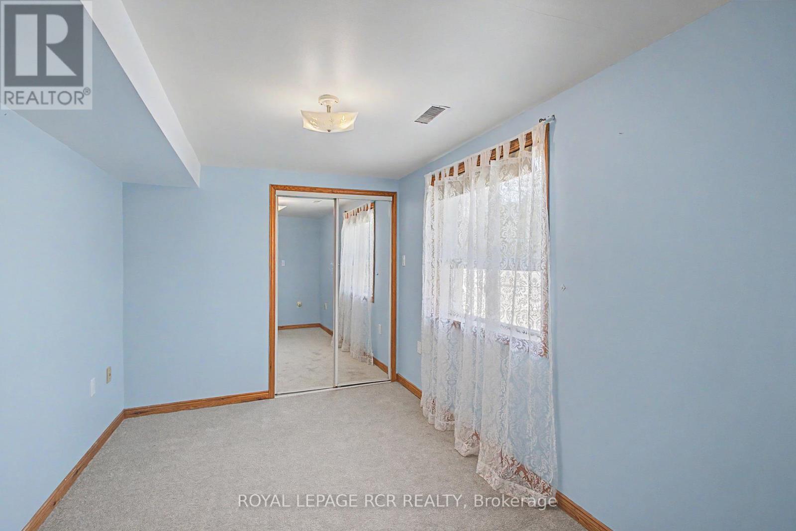 161 Charlotte Street S, Newmarket, Ontario  L3Y 3S7 - Photo 9 - N13034480