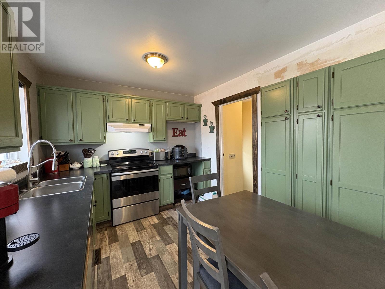 566 Elm Ave, Fort Frances, Ontario  P9A 3J4 - Photo 10 - TB2600772