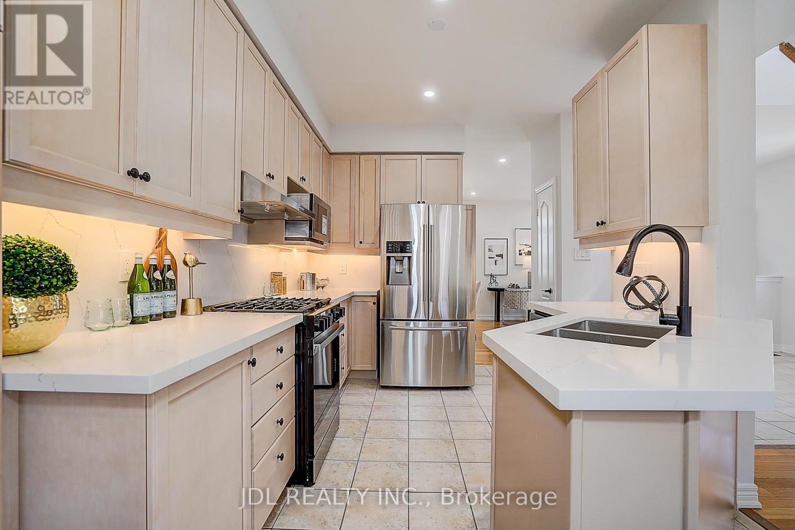 2 Catalina Crescent, Richmond Hill, Ontario  L4S 2G2 - Photo 21 - N13034662