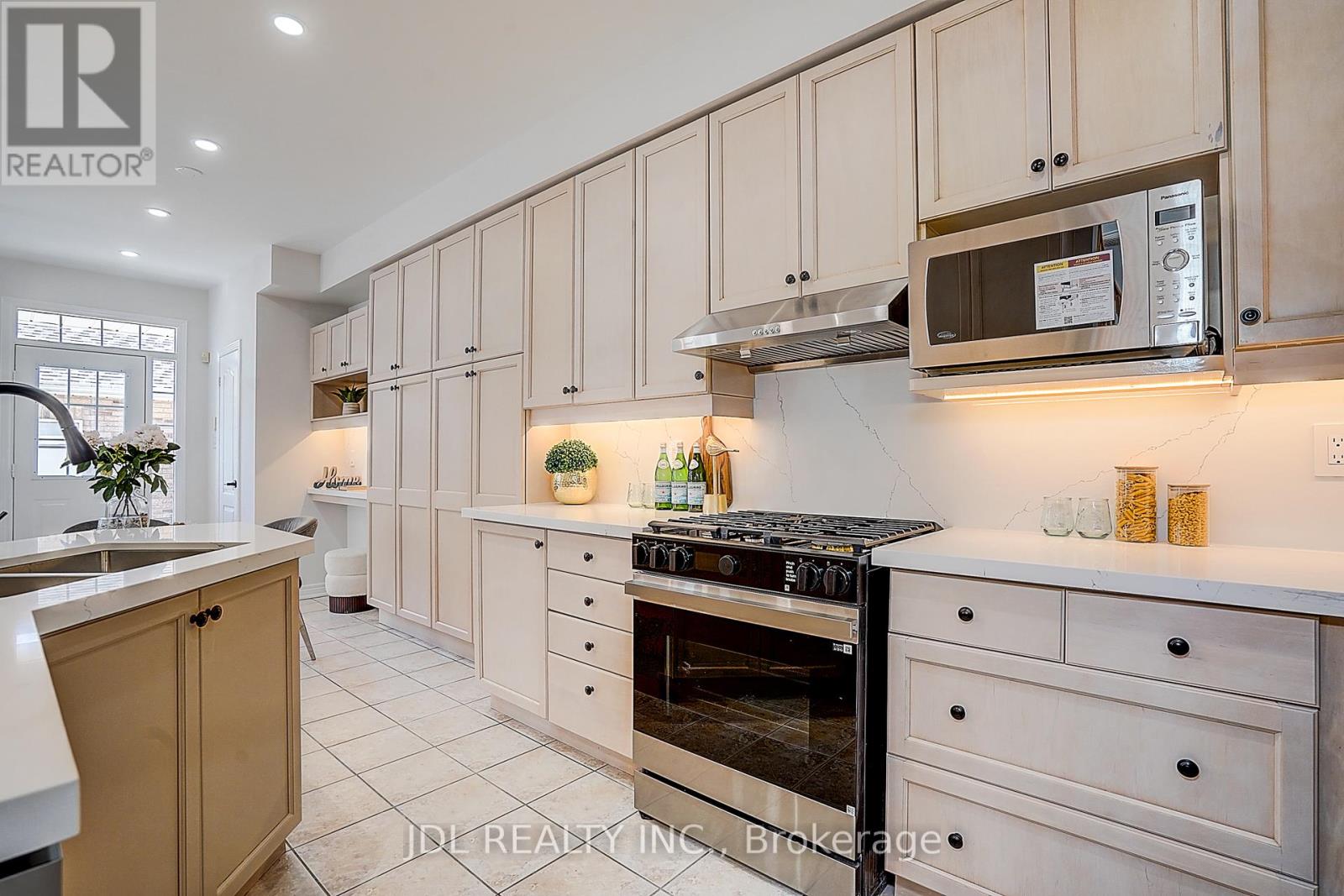 2 Catalina Crescent, Richmond Hill, Ontario  L4S 2G2 - Photo 23 - N13034662