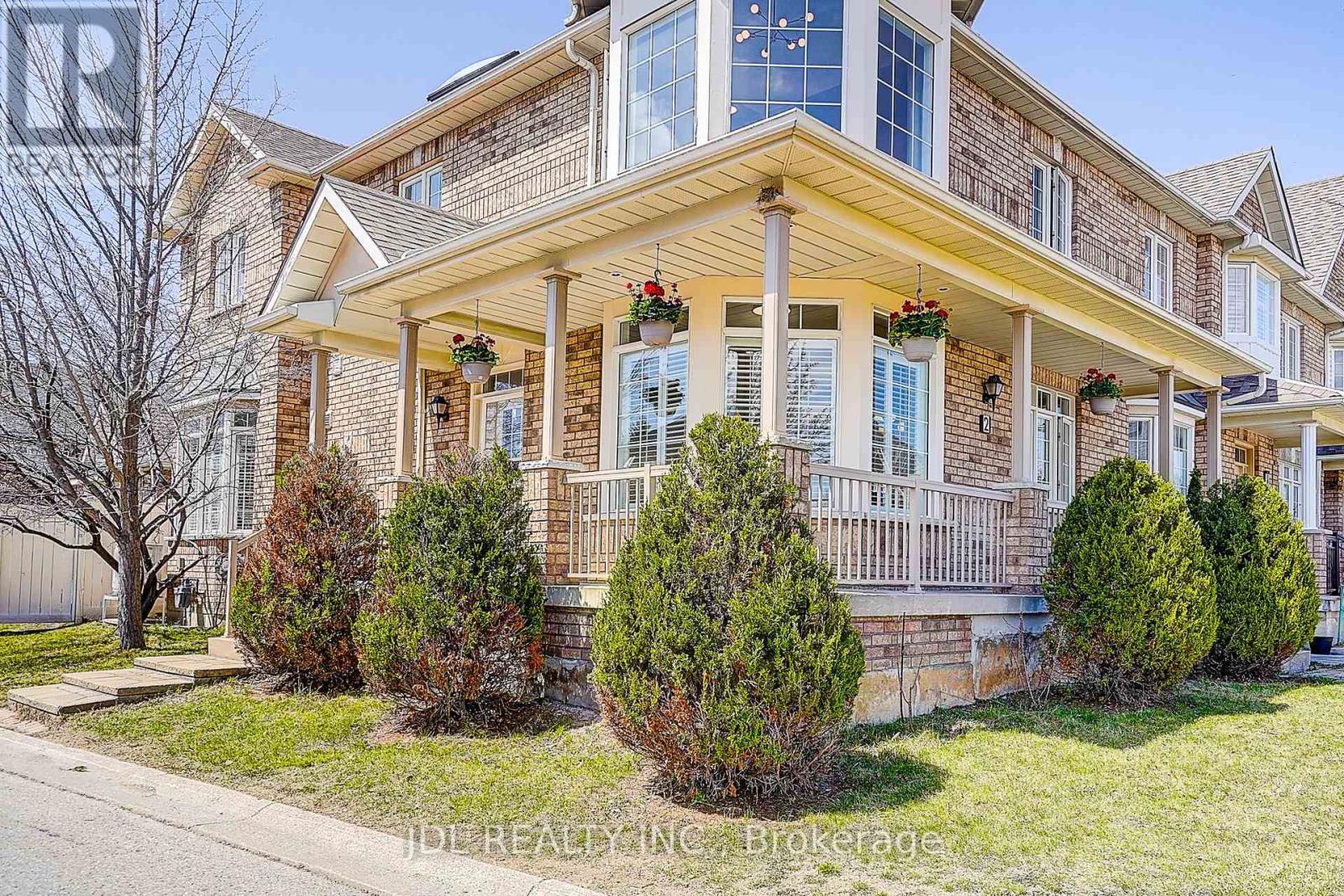 2 Catalina Crescent, Richmond Hill, Ontario  L4S 2G2 - Photo 3 - N13034662