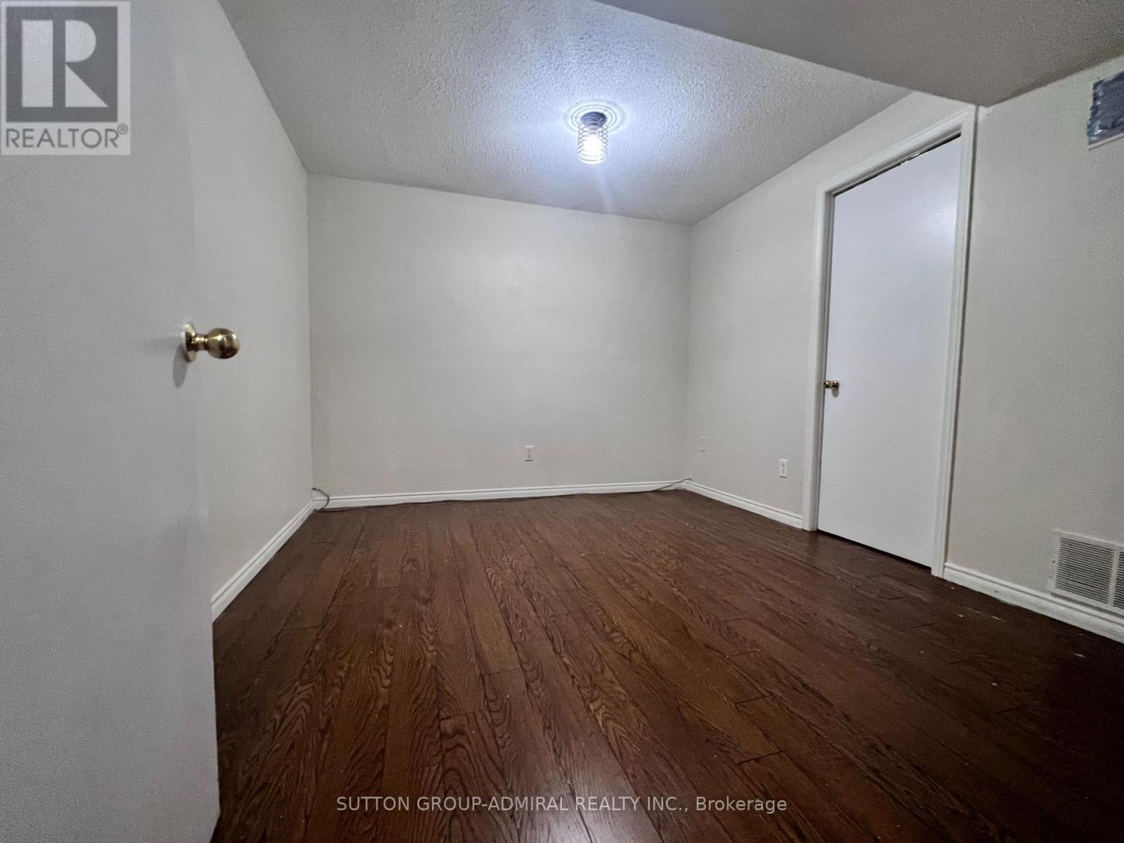 Bsmt - 71 Trillium Crescent, Barrie, Ontario  L4N 6H6 - Photo 10 - S13034432